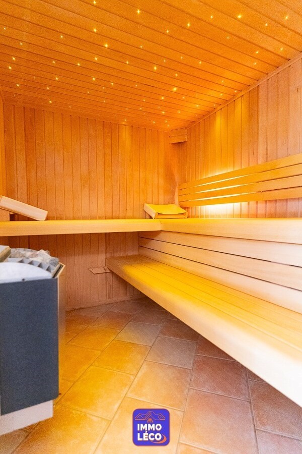 Corps de ferme: Habitation, cabinet médical, chambres d'hôtes et espace bien-être, POTENTIEL INCROYABLE ! 