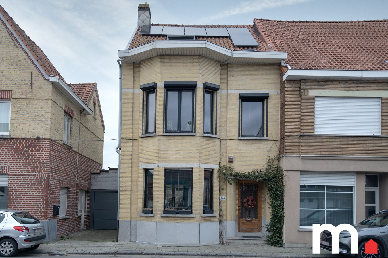 Karaktervolle, gerenoveerde herenwoning met 5 slaapkamers in Bissegem (Kortrijk) ! 
