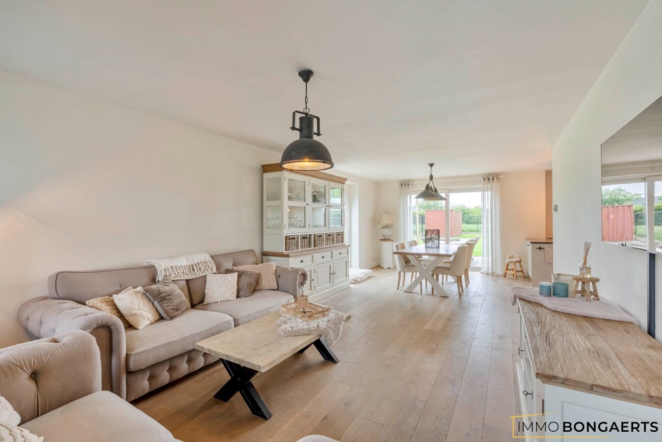 Landelijke woning op rustige locatie 