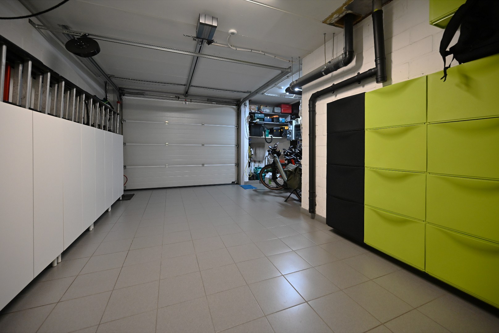 Instapklare woning met 3 slpks, garage, tuin én zonneterras te Kluizen 