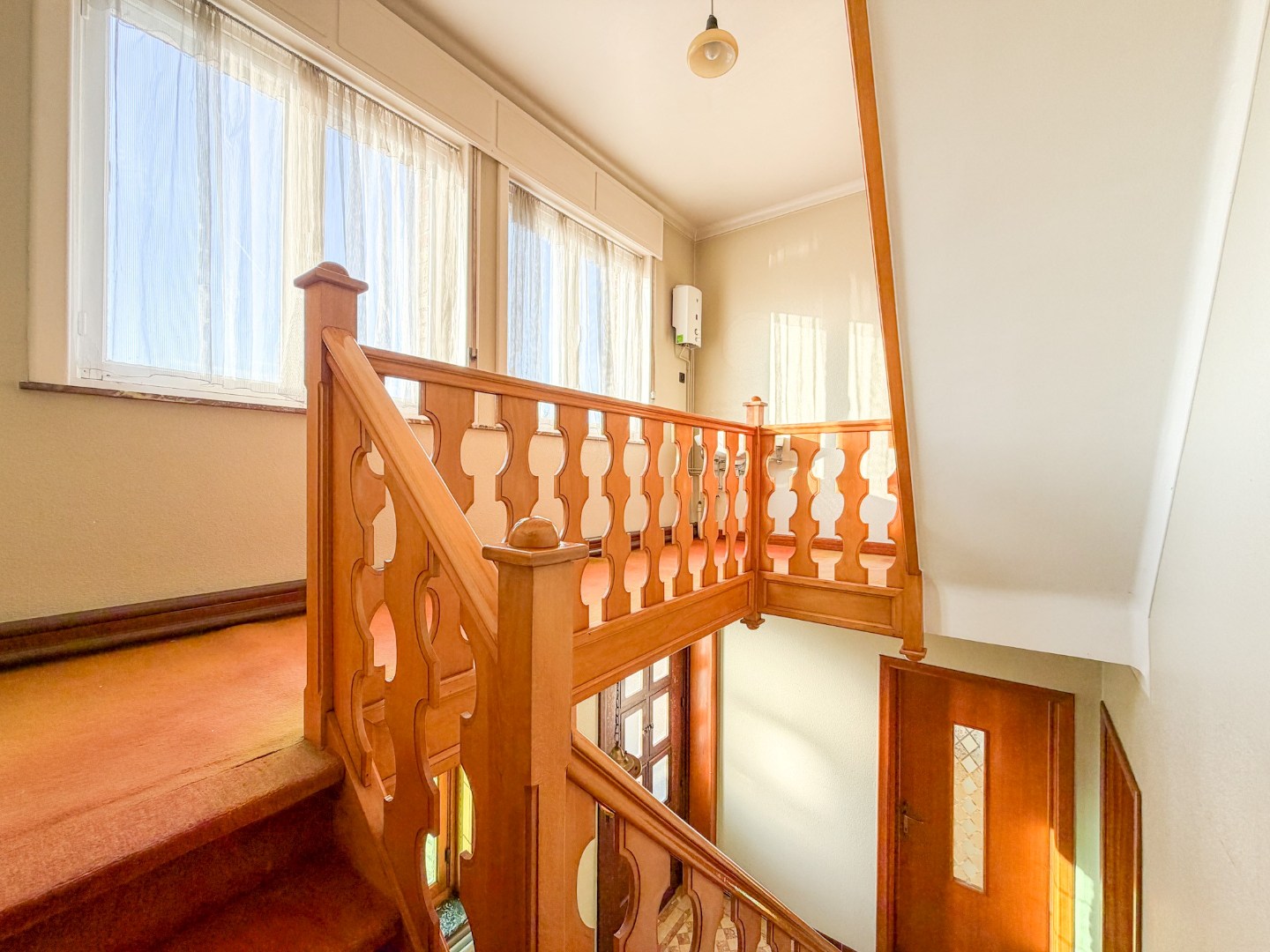 Te renoveren gezinswoning (433 m²), 3 slpk, garage en tuin, Torhout 