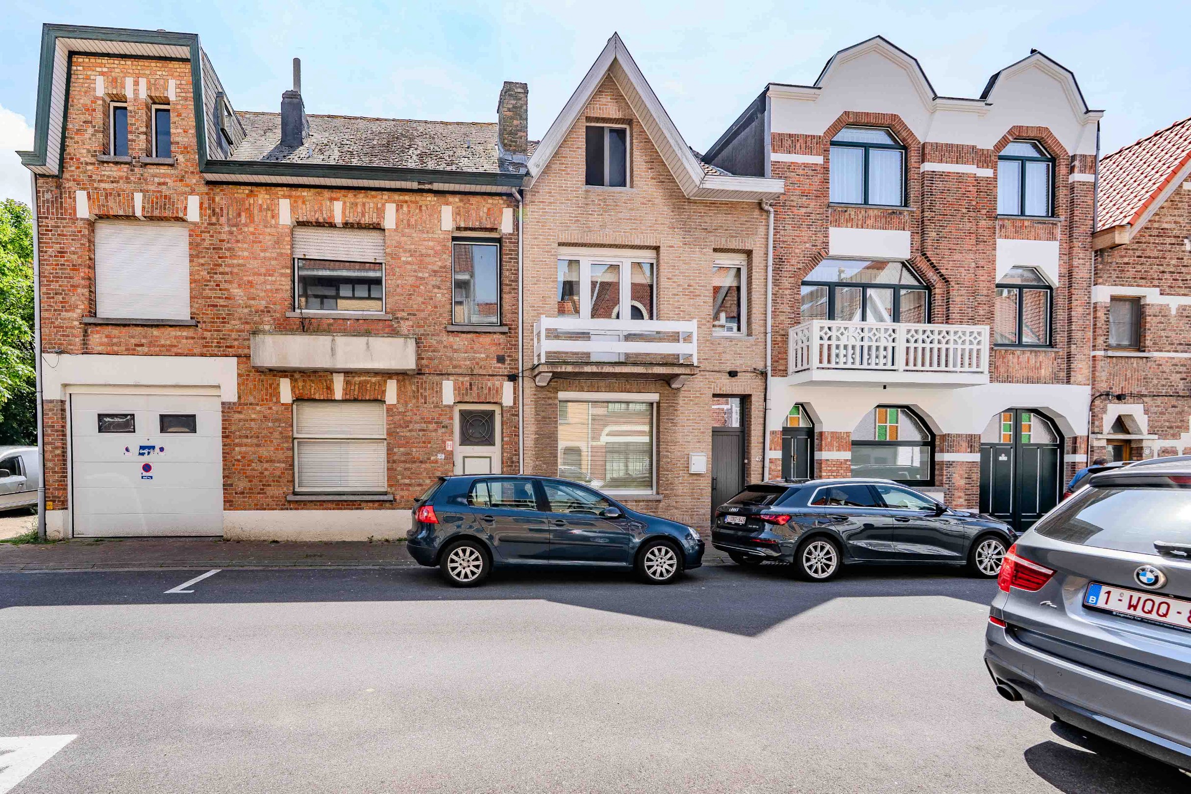 Ravissante maison de ville avec 3 chambres à Knokke, située en plein centre et à proximité du centre-ville. 