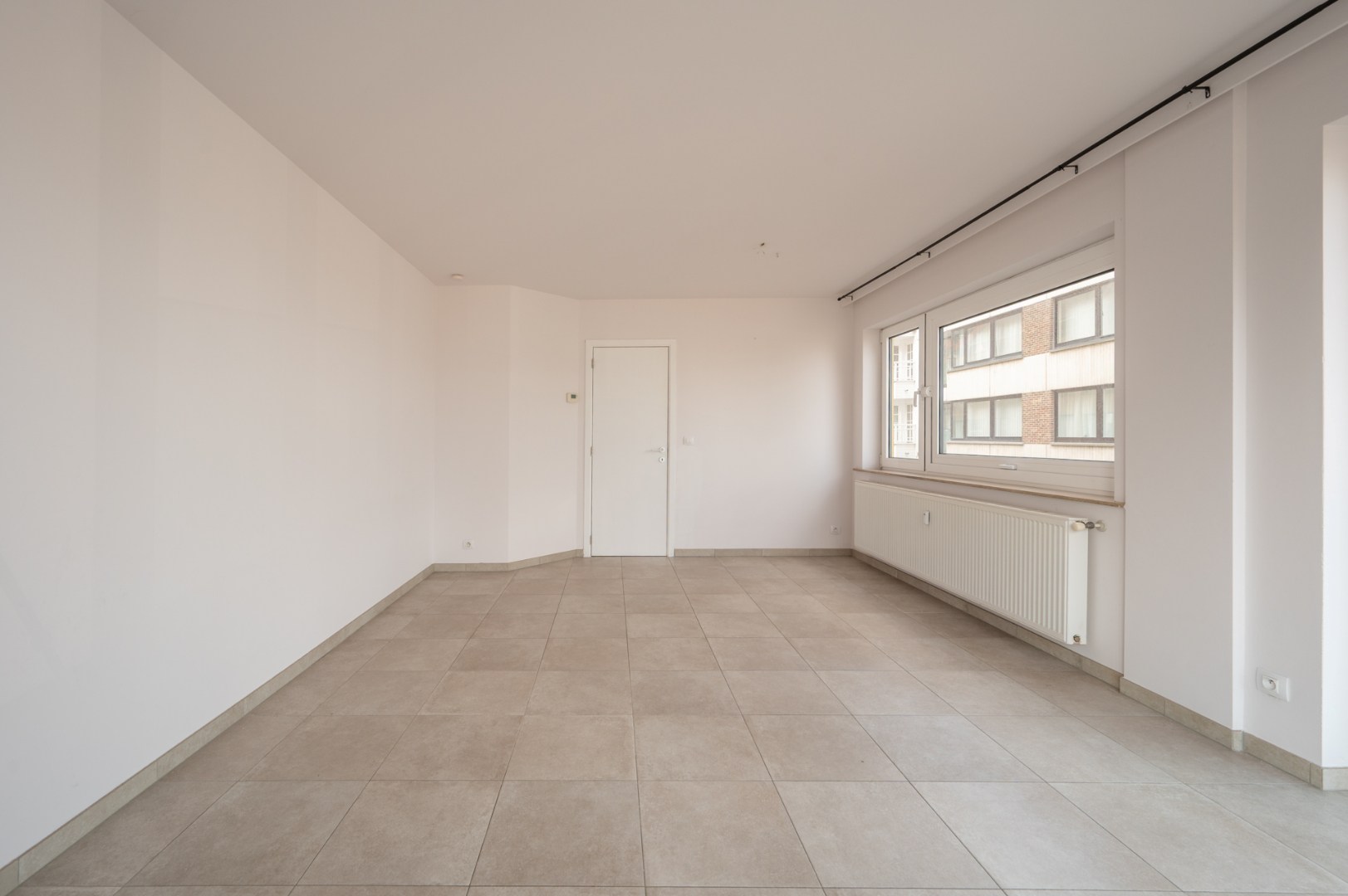 Hoekappartement met 2 slaapkamers en mooi zeezicht 