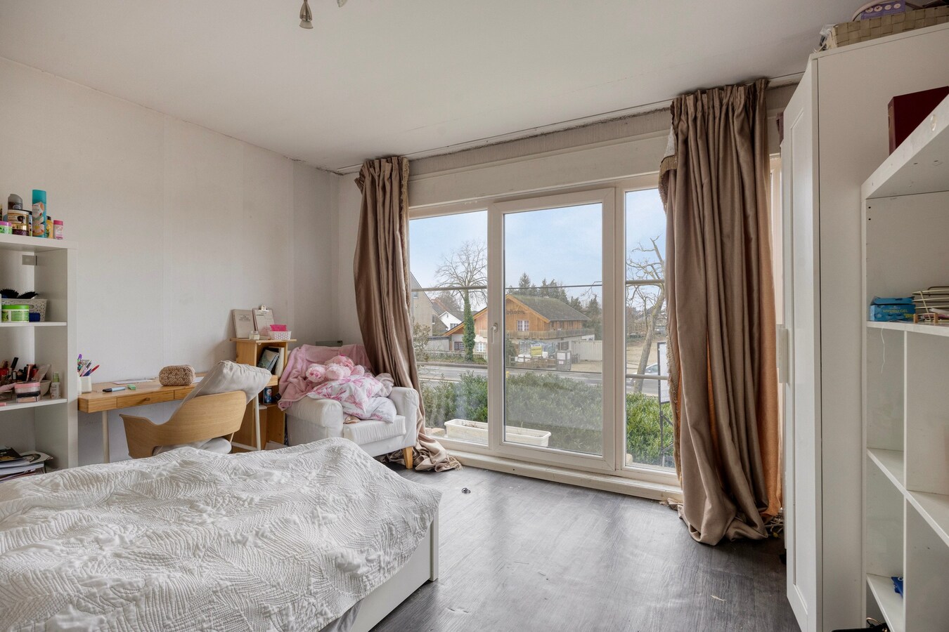 Te renoveren Vrijstaande woning. Of projectgrond (25,50 m breed). 1.146 m². 