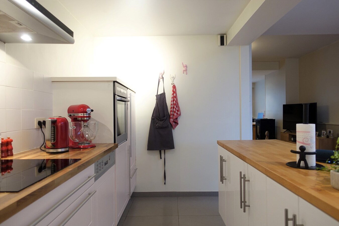 Gerenoveerde rijwoning met 3 slaapkamers en tuin 