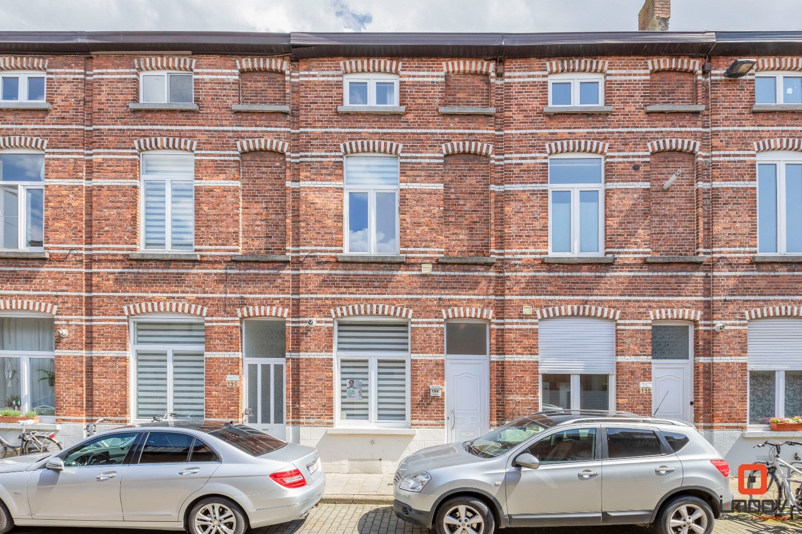 Instapklare woning in het leuke Sint-Amandsberg 