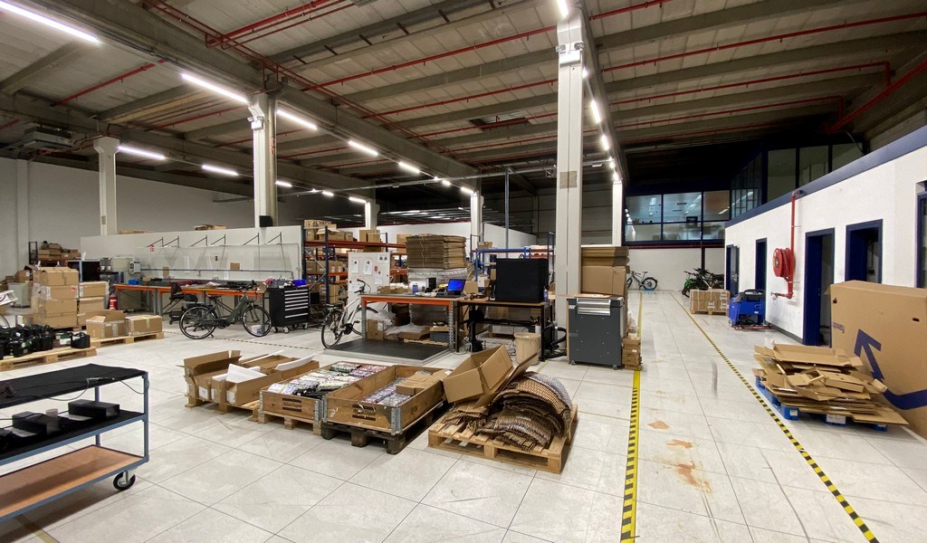 Magazijn en kantoor te huur op logistieke site te Bornem