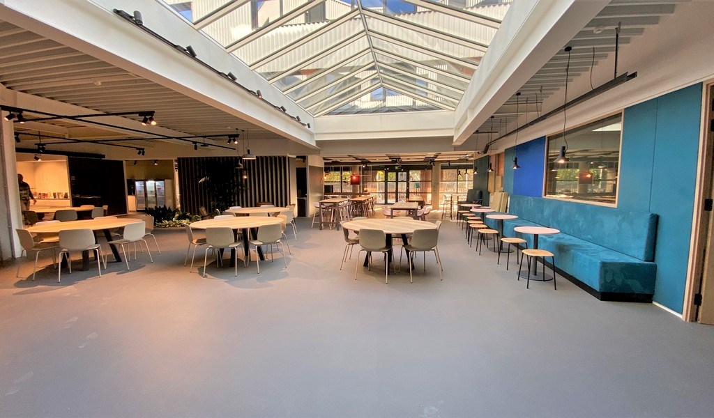 Volledig vernieuwde kantoren te huur in Zwijnaarde