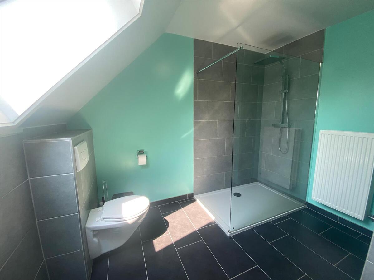 Uitstekend gelegen, verzorgde woning in een doodlopende straat 