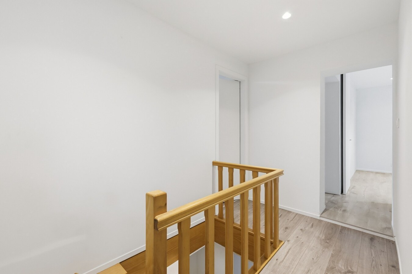 Alleenstaande woning met 4 slaapkamers in Merkem! 