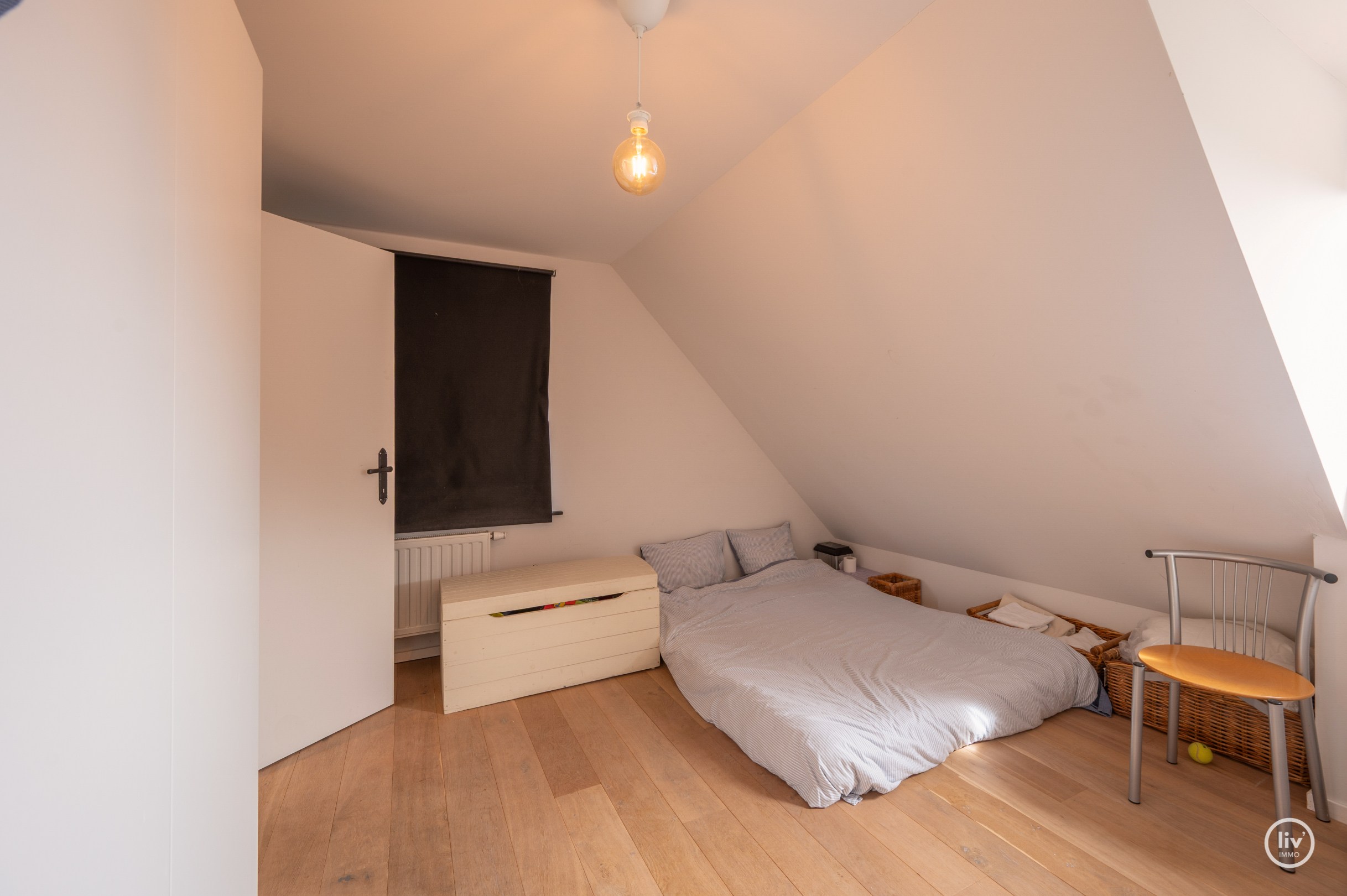 Prachtige vrijstaande villa rustig gelegen te Monikkendreef op een mooi perceel van 1000m2. 