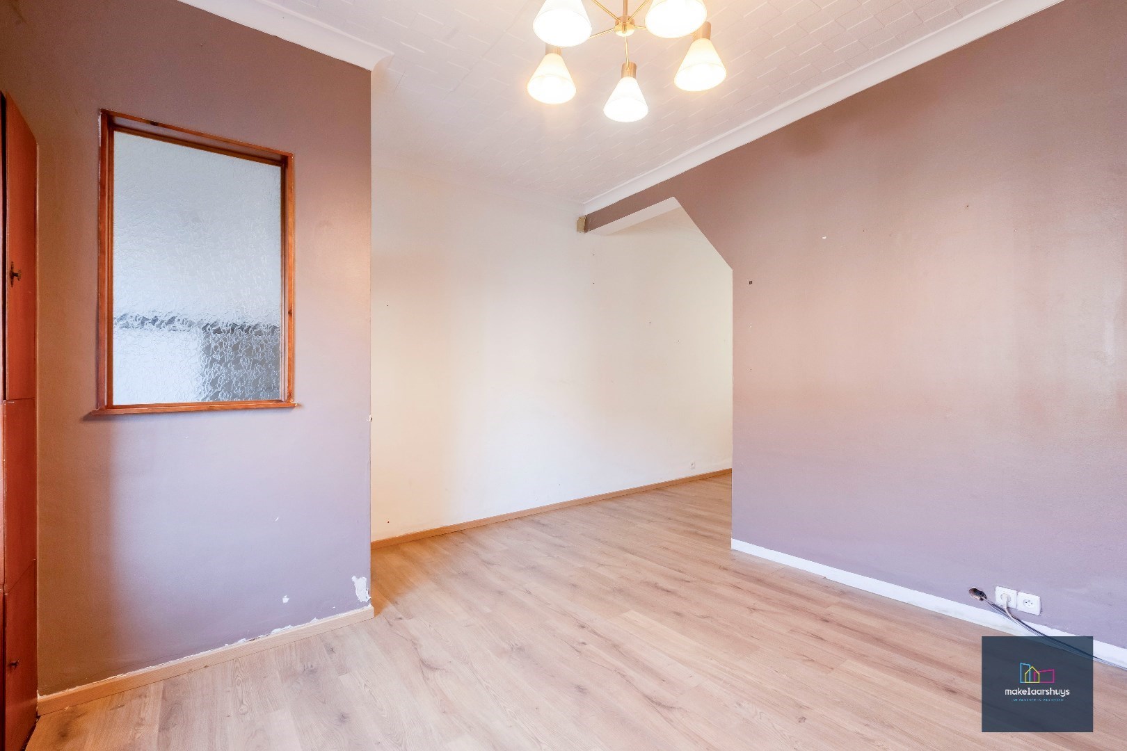 Goedgelegen woning met 2 slpk te Gent 