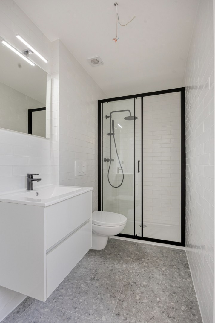 Volledig gerenoveerd en gemeubelde studentenkamer met privé badkamer en tuin - EPC A! 