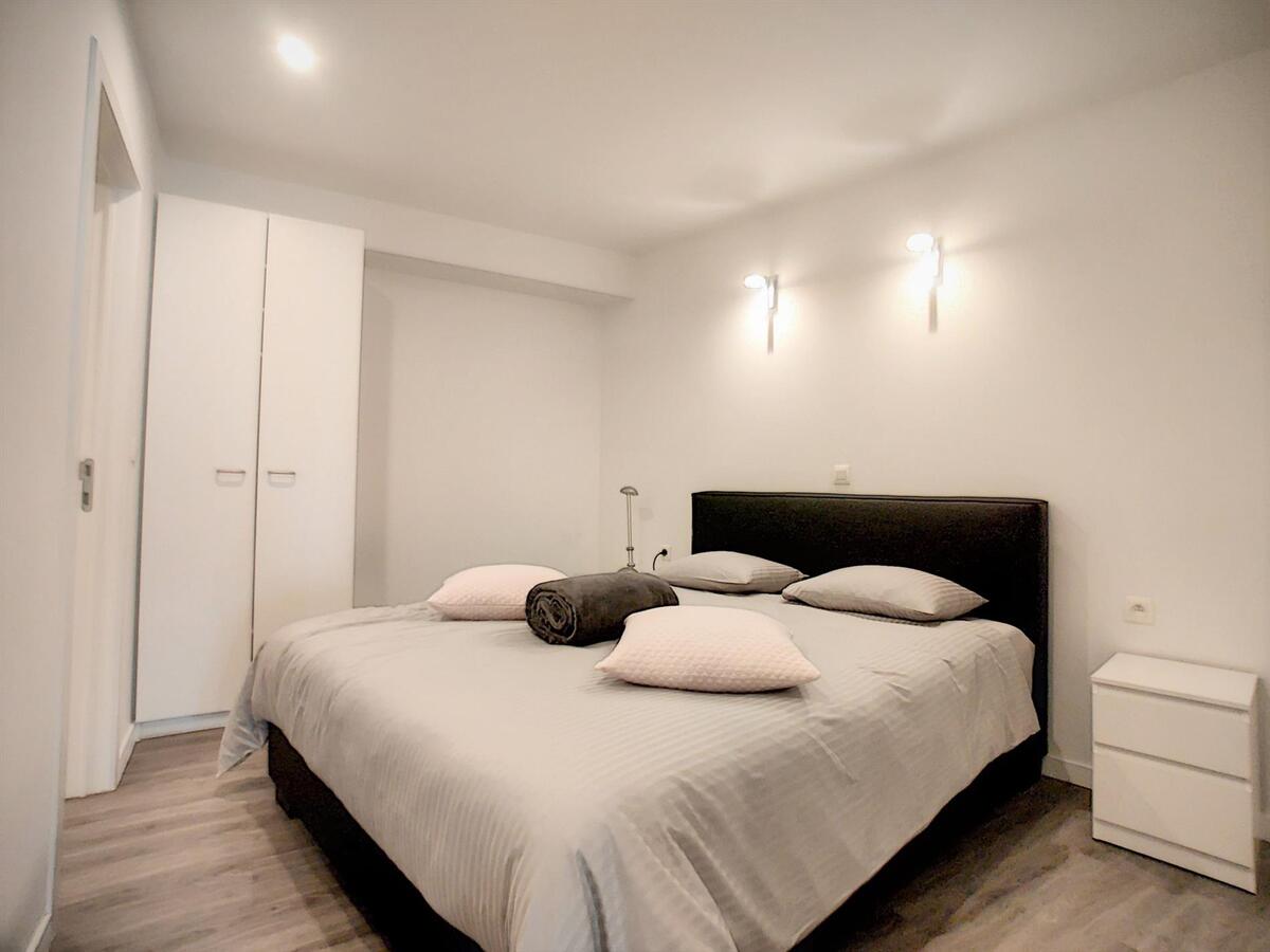 Zeer leuk, volledig gerenoveerd appartement - Heist 