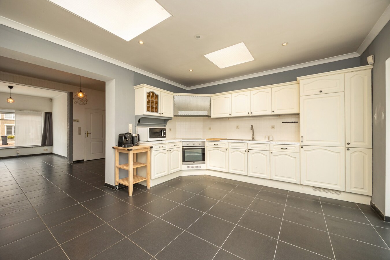 Instapklare HOB met 4 slpk en tuin te Willebroek! 