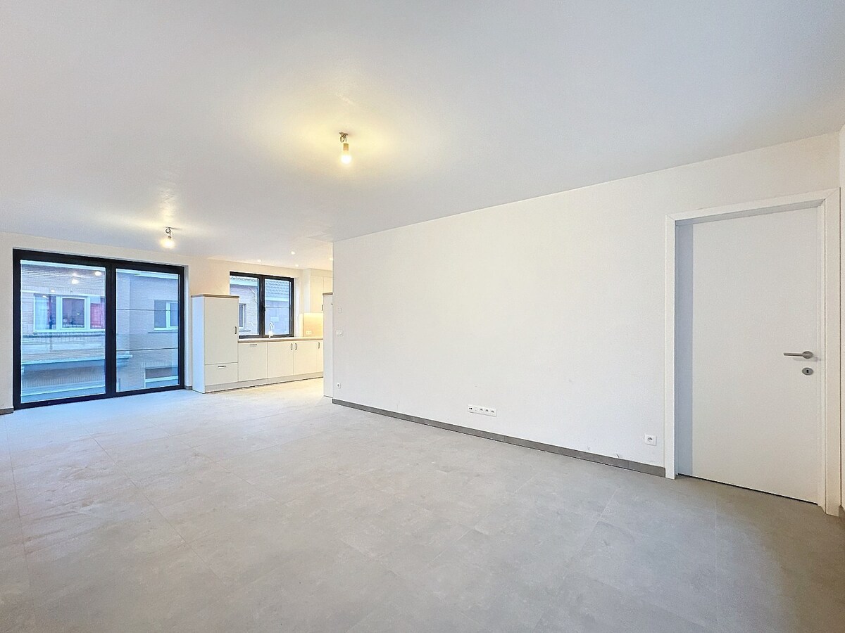 Nieuwbouwappartement met 2 slaapkamers met ruim terras! 