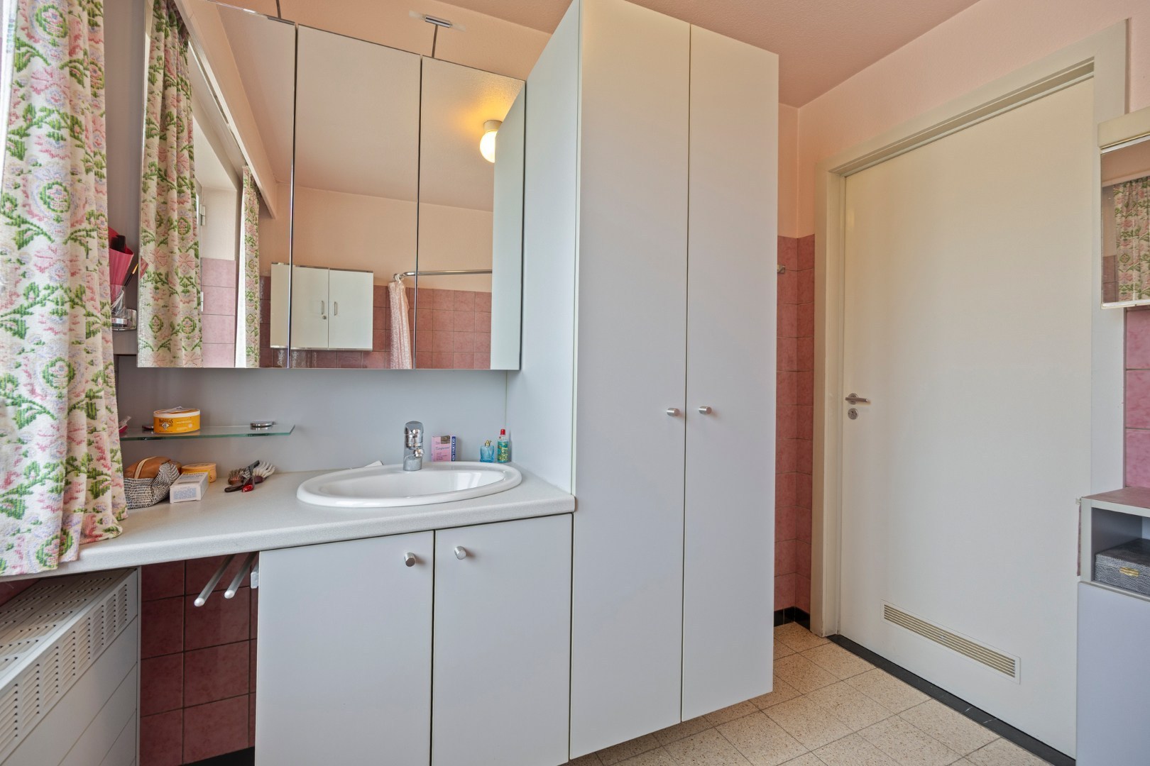 Gezinswoning met 3 slpk. op ruim perceel van 10a 22ca in Heppen 