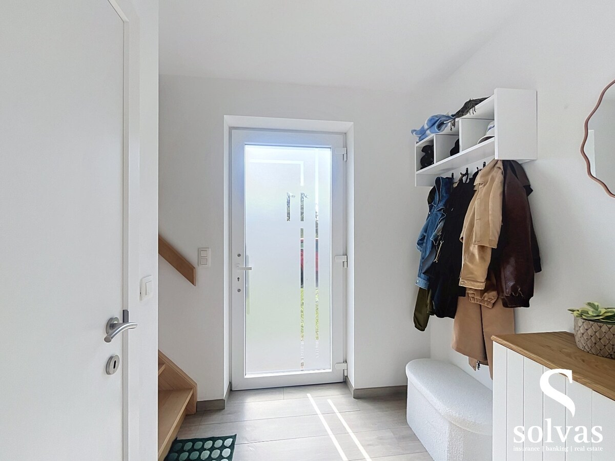 Moderne woning te huur met garage 