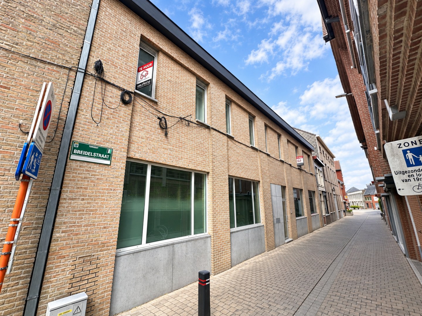 Instapklaar appartement met 1 slpk en ruim en zonnig terras, Torhout 