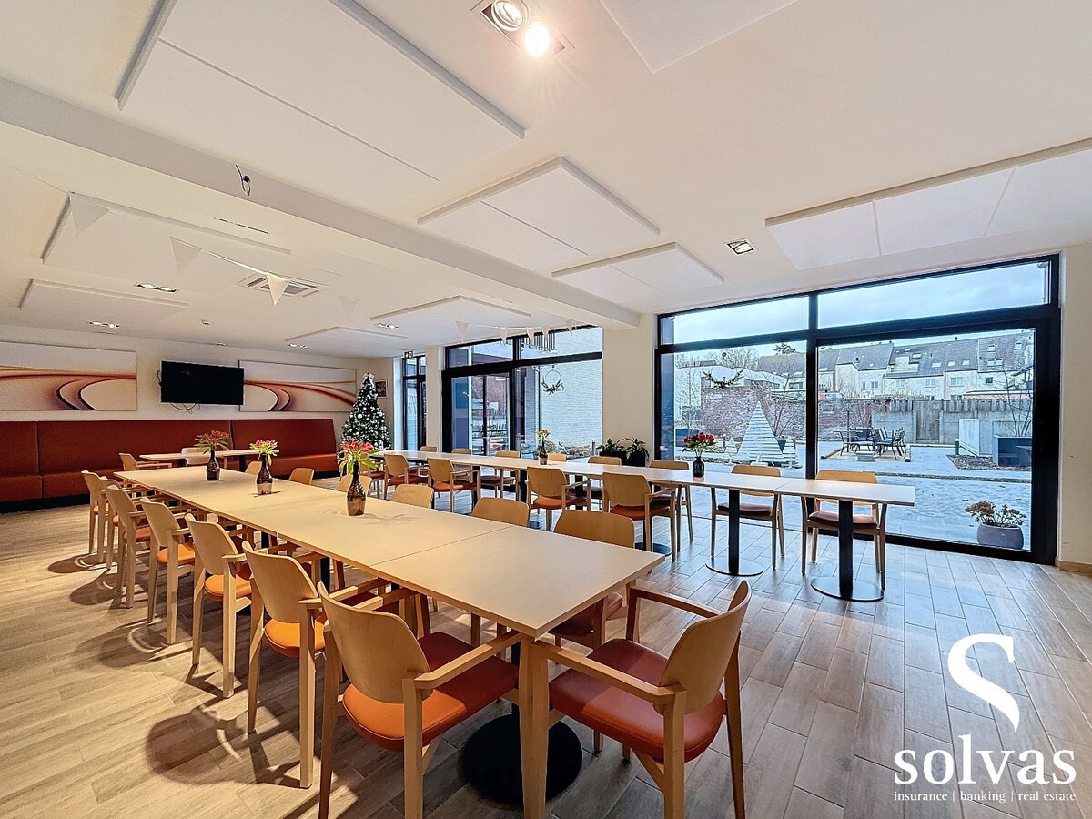 Hoekappartement met veel lichtinval 