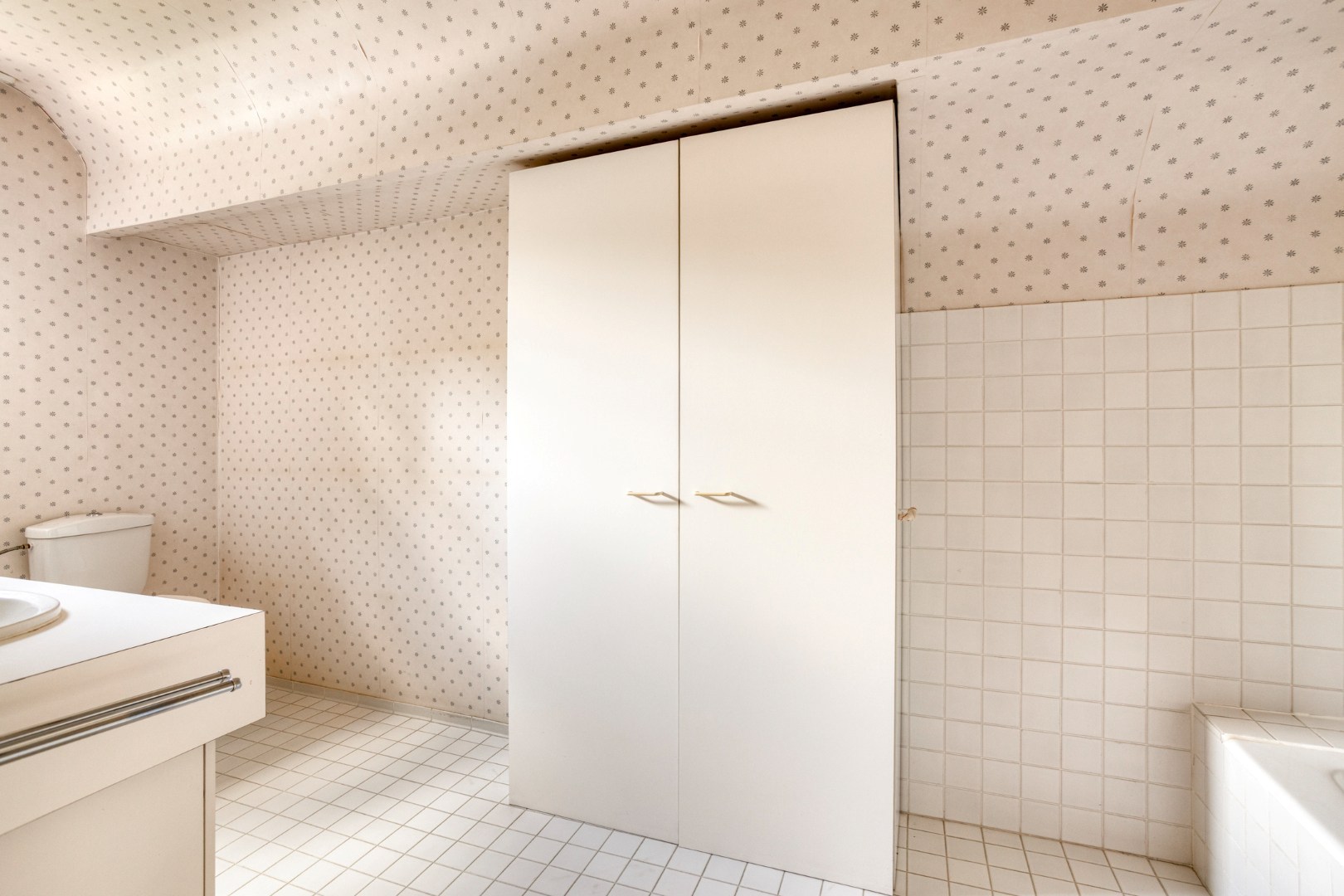 Ruime gezinswoning met grote tuin op perceel van 10a 29ca in Oud-Heverlee – bewoonbare opp. 226 m² 