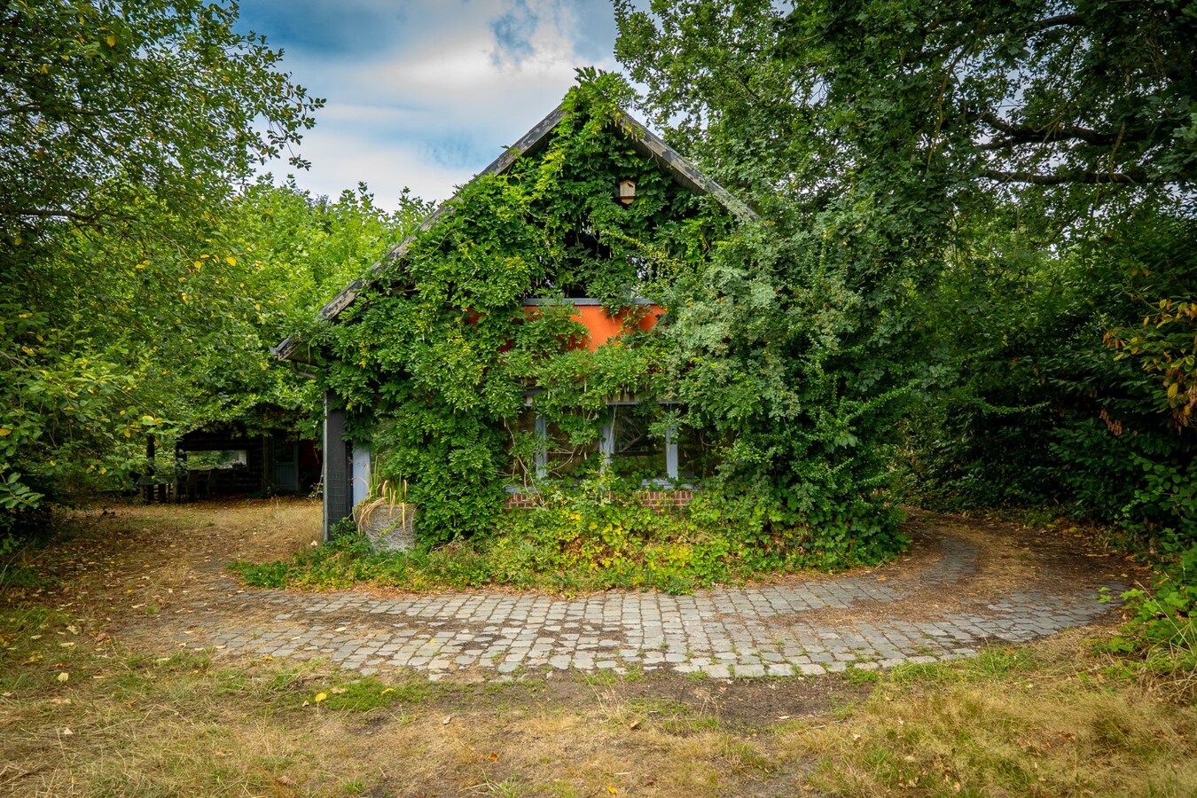 Karaktervolle hoeve met weides op ca. 2ha te Herk-de-Stad 