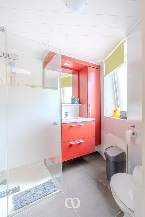 Instapklare halfopen bebouwing op topligging 