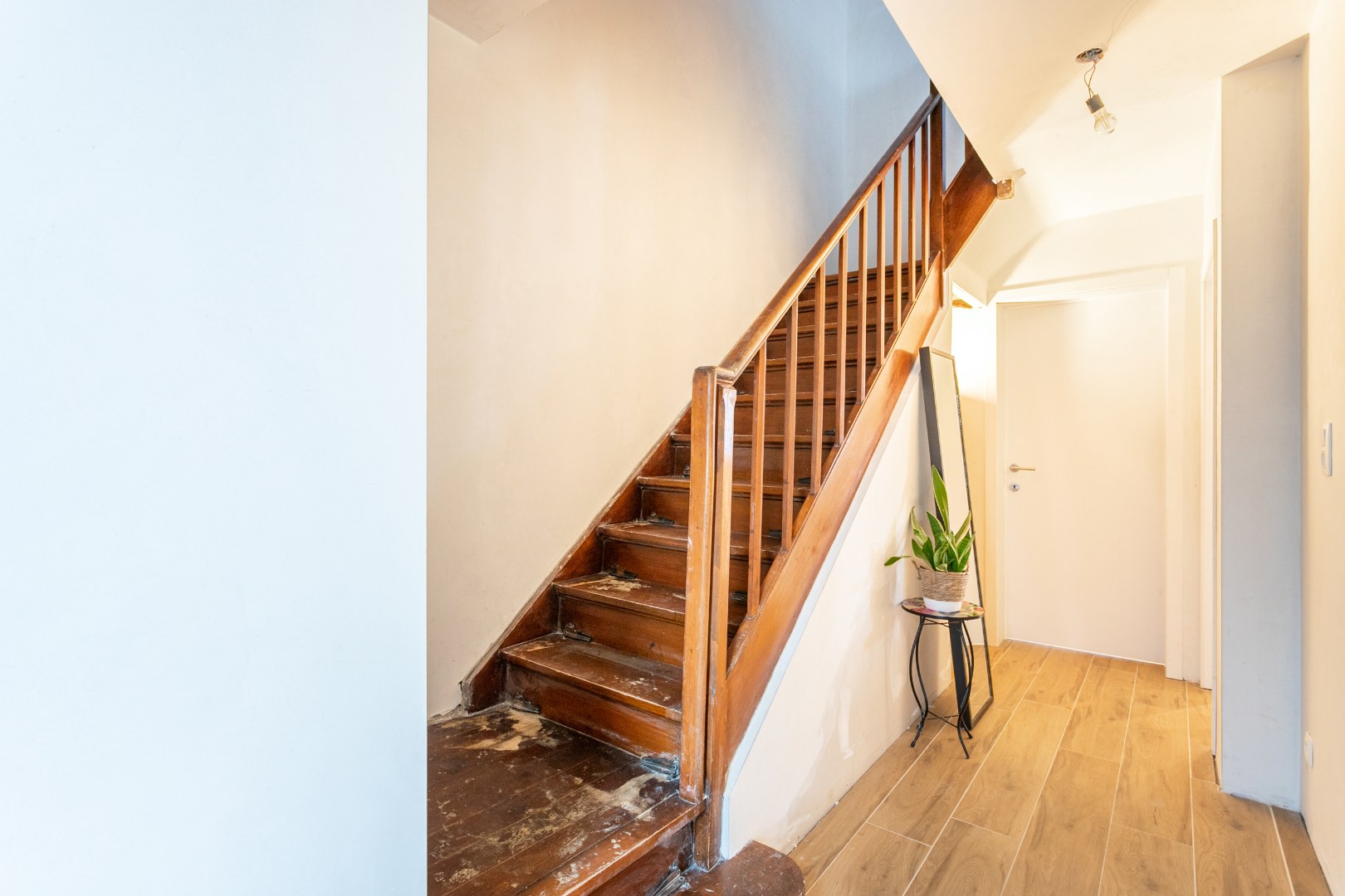 Rustig gelegen halfopen woning met 3 slpks en tuin te Buizingen 