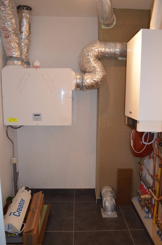 Recente halfopen bebouwing met 4 slpks en tuin te Maldegem 