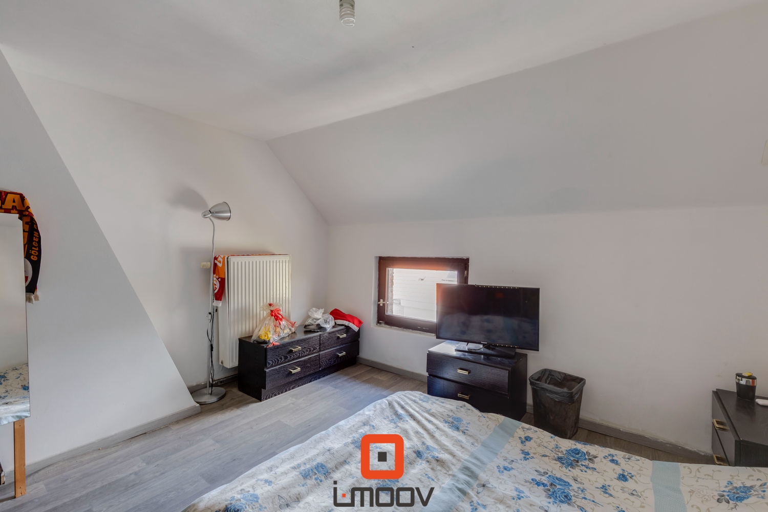 Te koop ruime woning in Sint-Amandsberg 