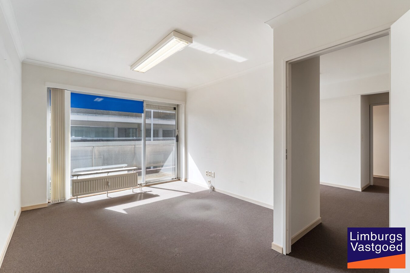 Handelspand op toplocatie, 226m², ruime parkeergelegenheid 