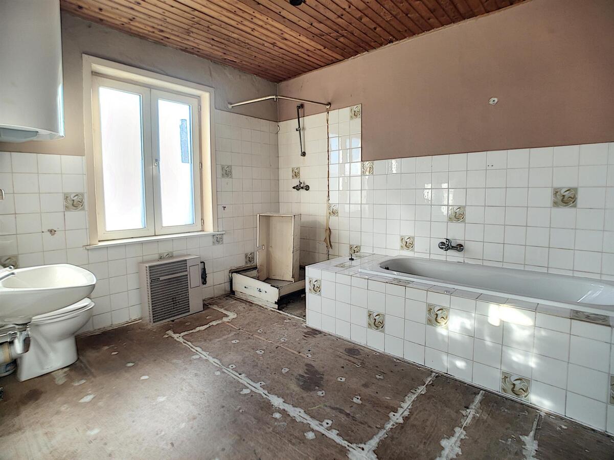 Te renoveren woning met tuin - Zeebrugge 