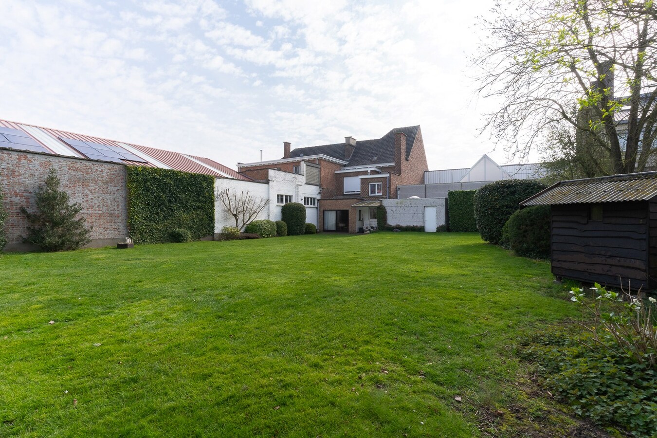 Terrain de 1838m² pour projet immobilier, PLEIN CENTRE-VILLE ! 