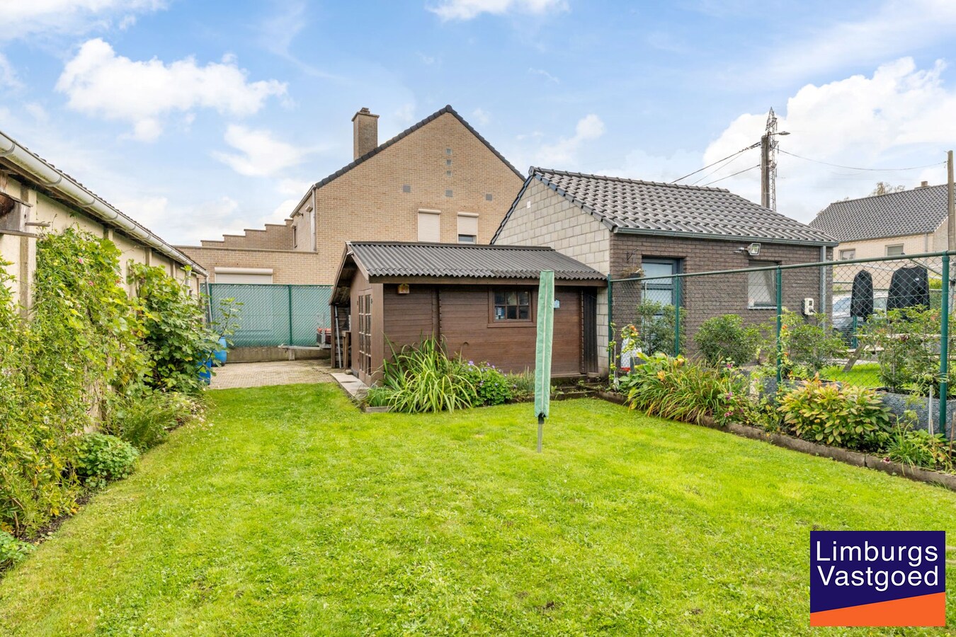 Centraal gelegen woning, 3 slpk, 181 m² bewoonbare oppervlakte, 3a 17ca 