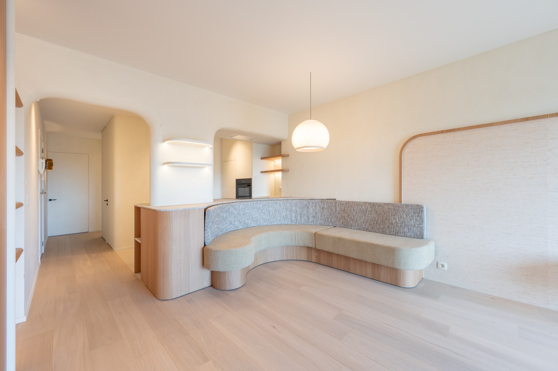 Appartement de classe situé dans une charmante résidence de villa dans le Zoute. 