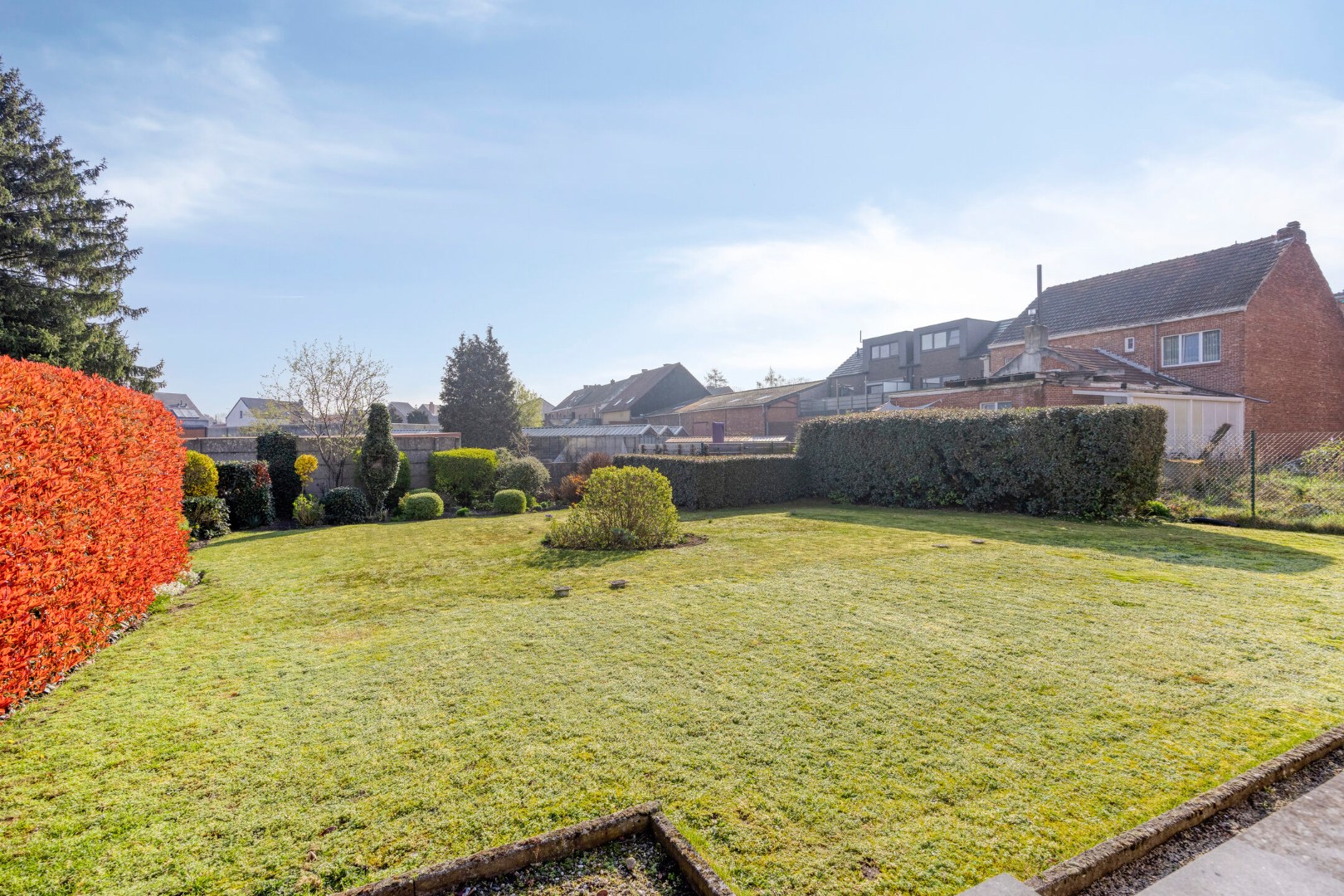 Gelijkvloers appartement met 3 slpk., ruim terras en ondergrondse garagebox in hartje Leopoldsburg 