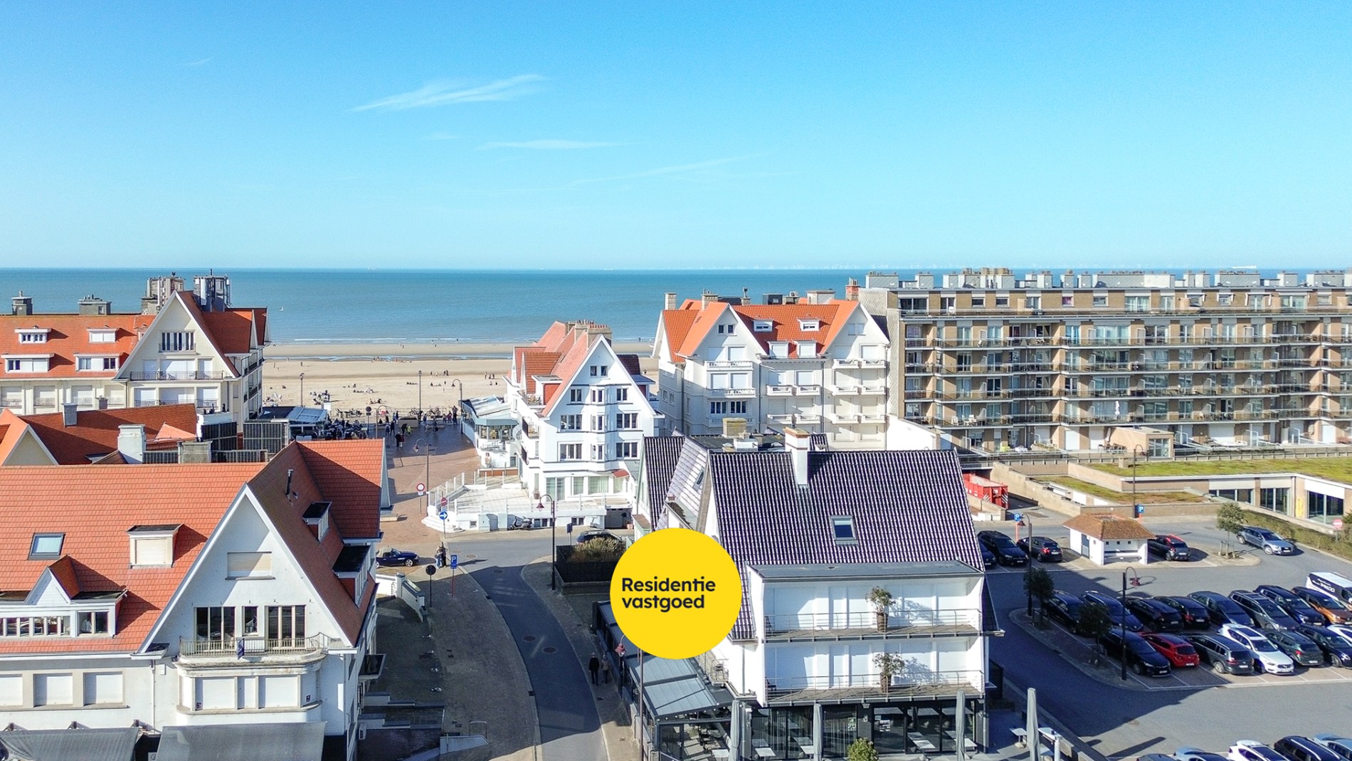 Exclusieve hoekwoning met zeezicht op topligging in de Concessie van De Haan, op 20 m van de zeedijk! 