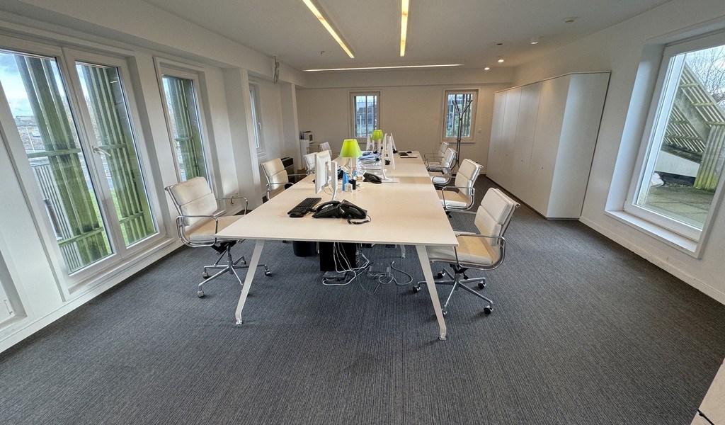 Stijlvol ingerichte kantoren te huur in Sint-Denijs-Westrem