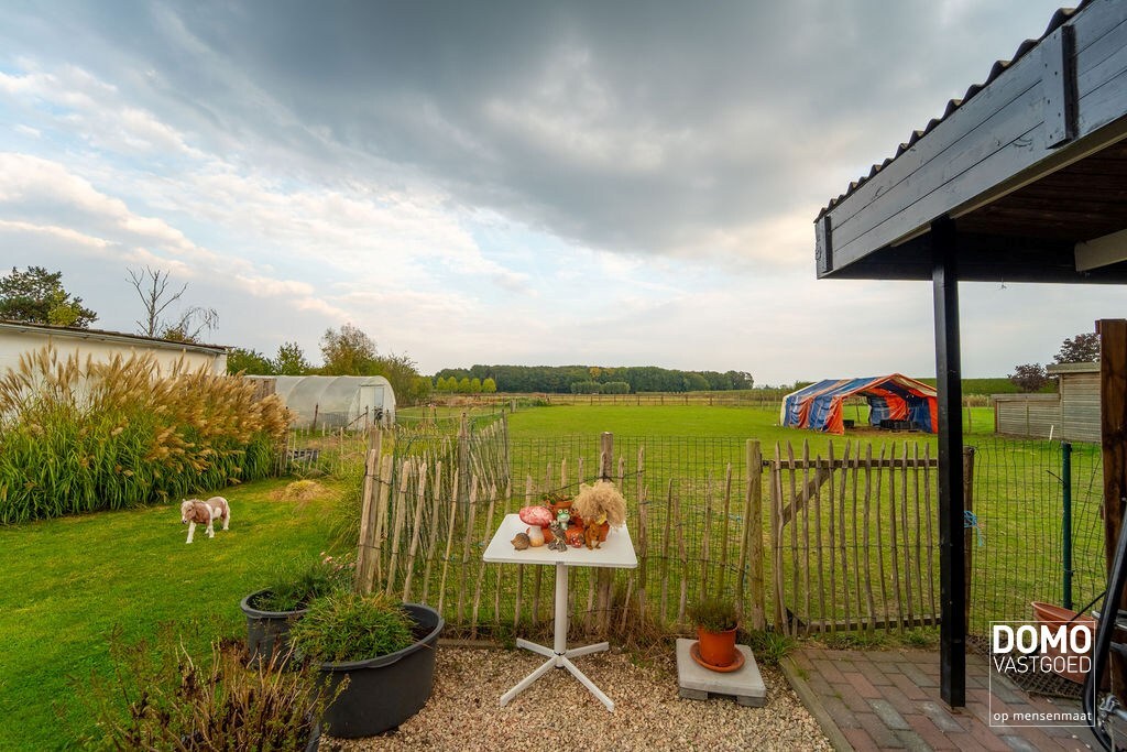 Landelijke open bebouwing met prachtig uitzicht 