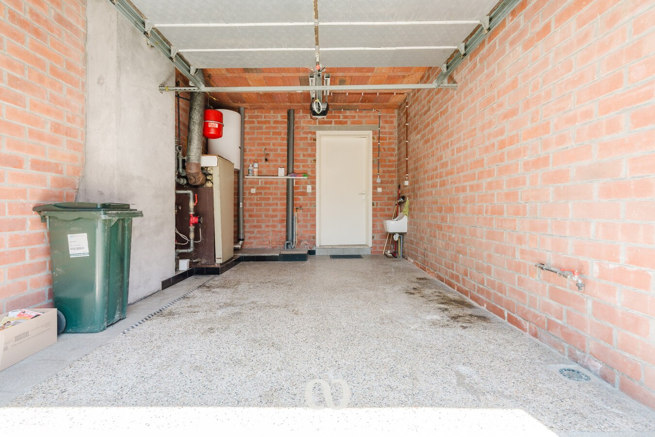 Woning met garage, weide en zonnige tuin in Melden 