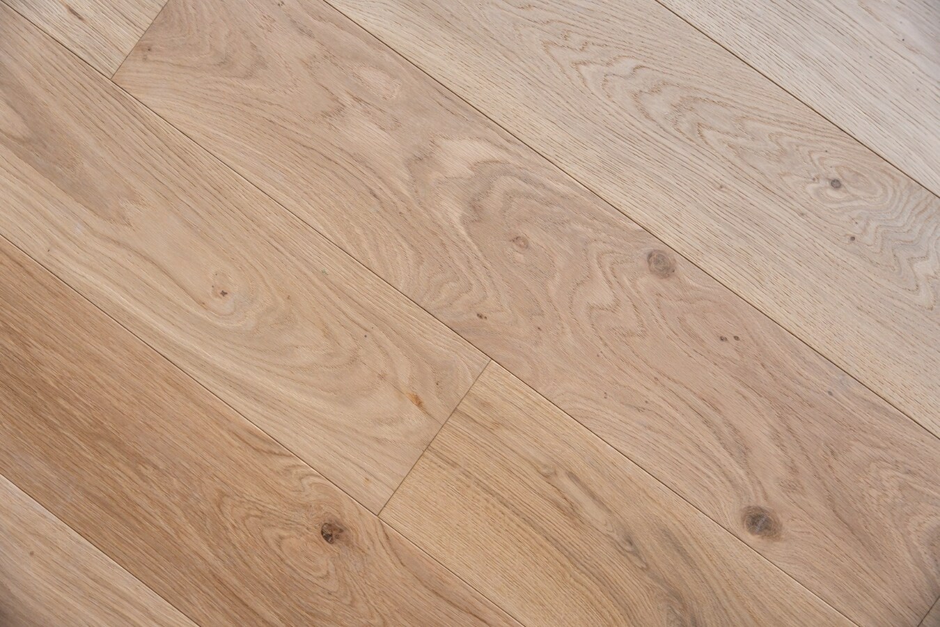 Exclusieve halfvrijstaande woning te koop na transformatie van bestaande hoeve naar 2 BEN-woningen! 