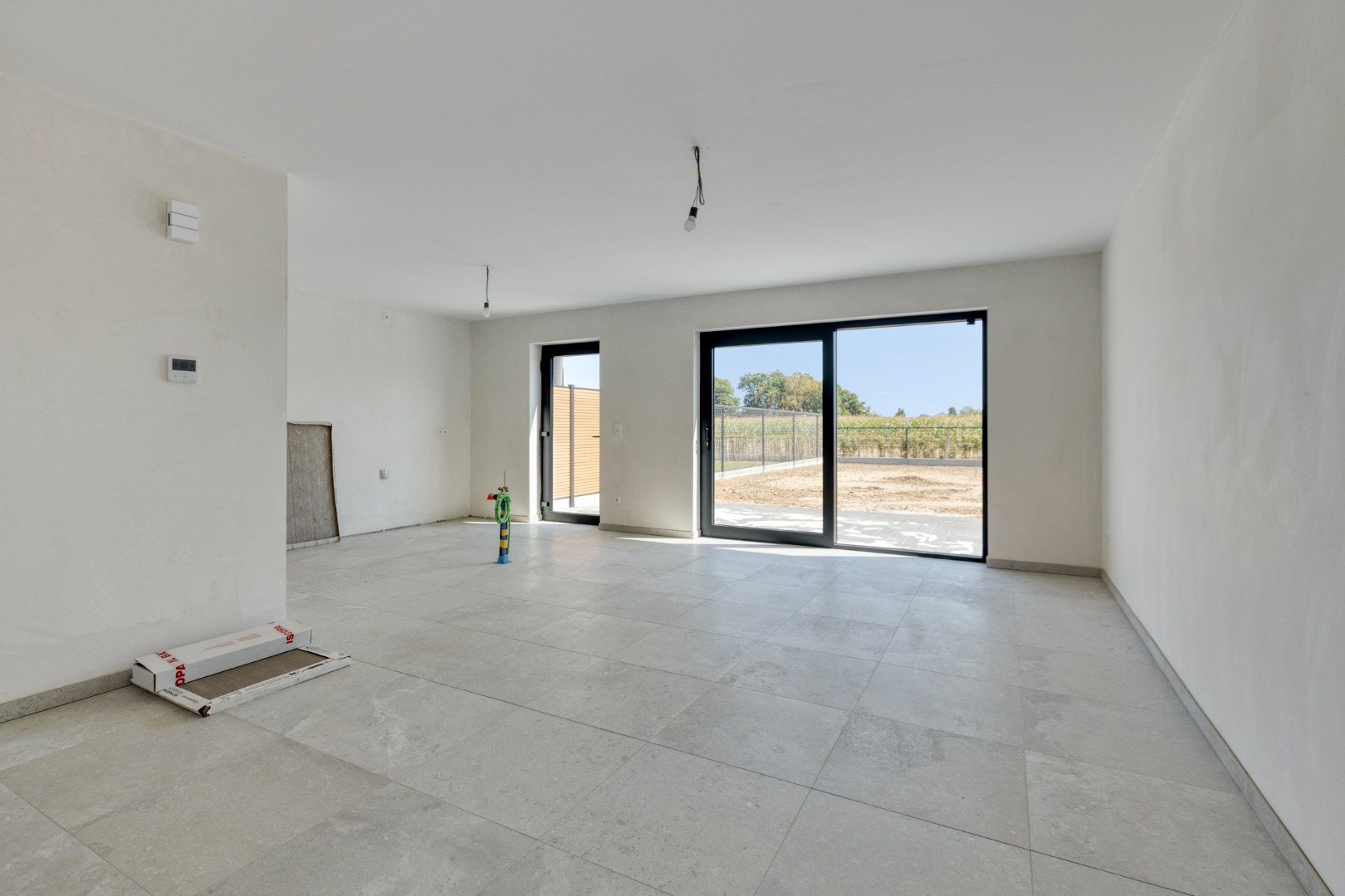 Nieuwbouw-woning in landelijke stijl met 3 slpk op 3 a 82 ca. 