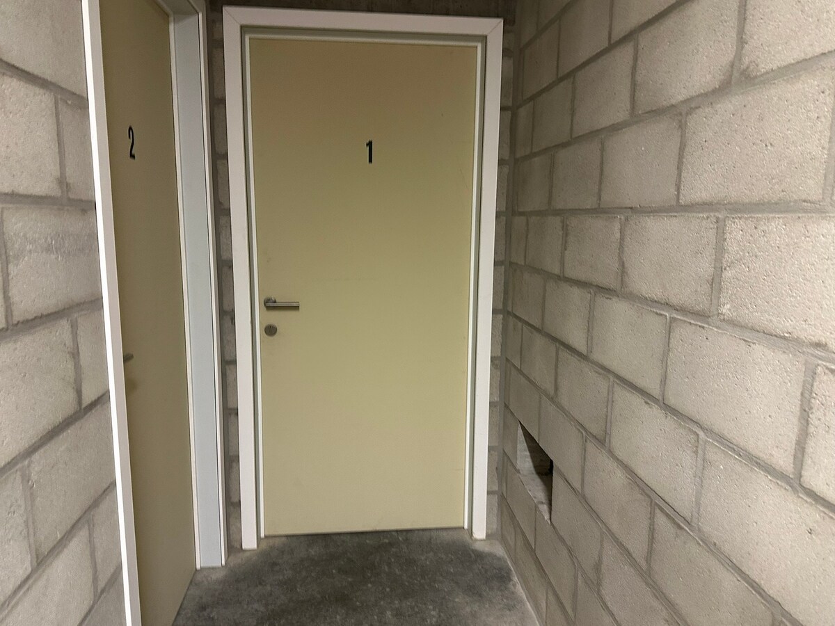 Recent appartement met 2 slaapkamers, terras 