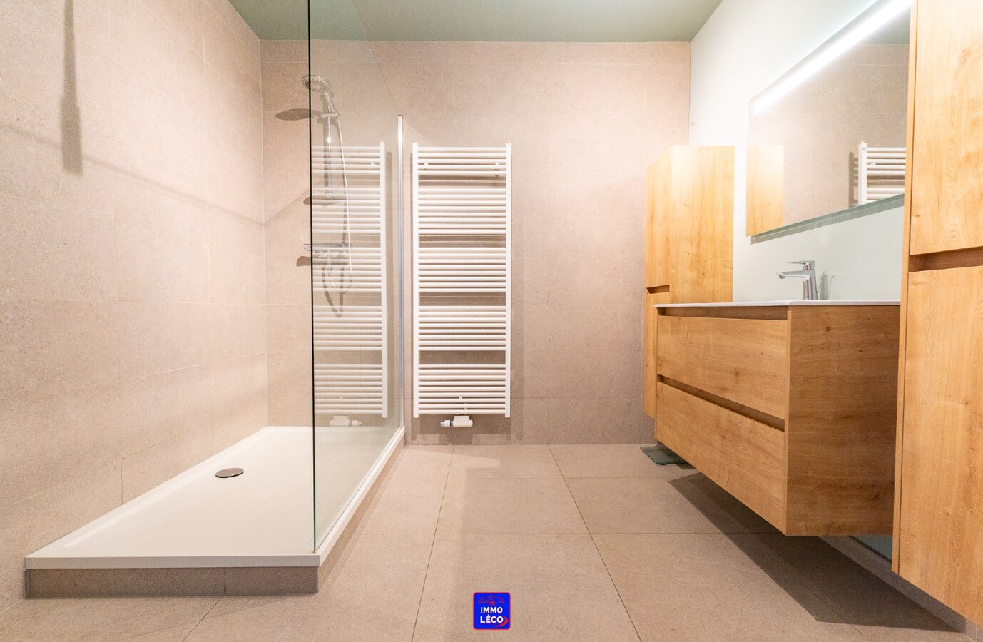 Penthouse de standing en plein centre-ville, parking couvert et cave, COUP DE COEUR ! 