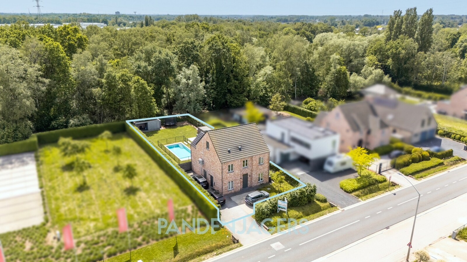 Recente woning (2018) met zwembad te Duffel 
