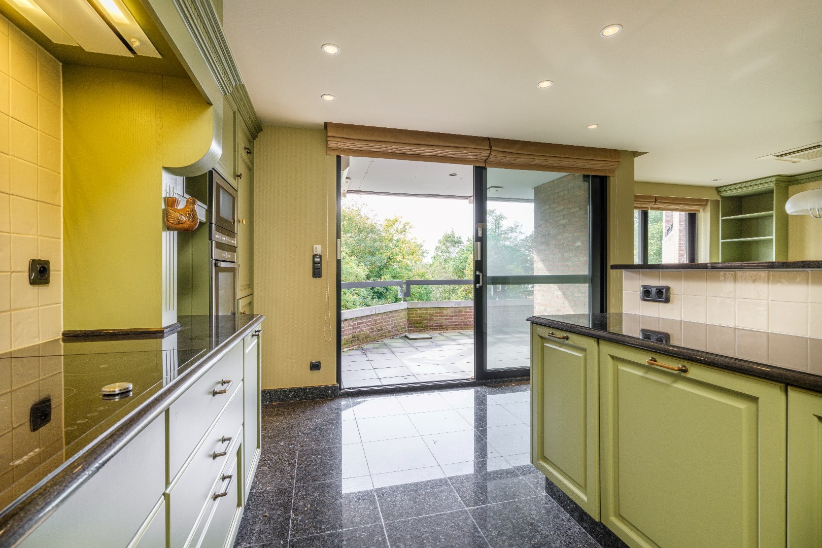 Via de keuken heeft u rechtstreekse toegang tot het terras