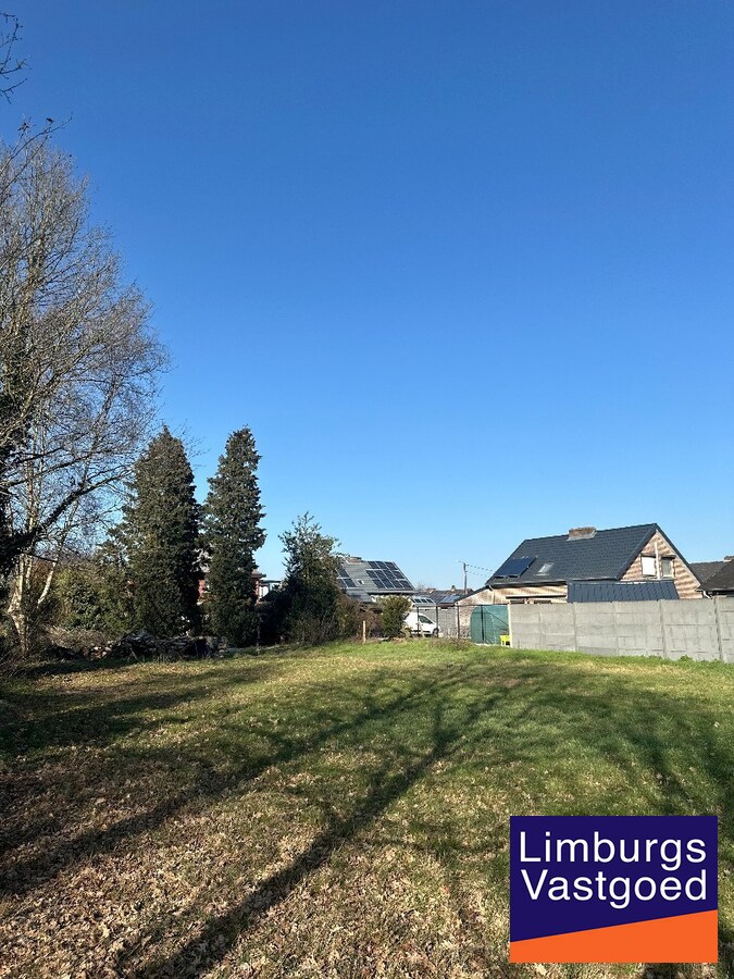 Nieuwbouwwoning, halfopen bebouwing, LOT 1, voor halfopen bebouwing, 4a 89ca, te Houthalen-Helchteren 