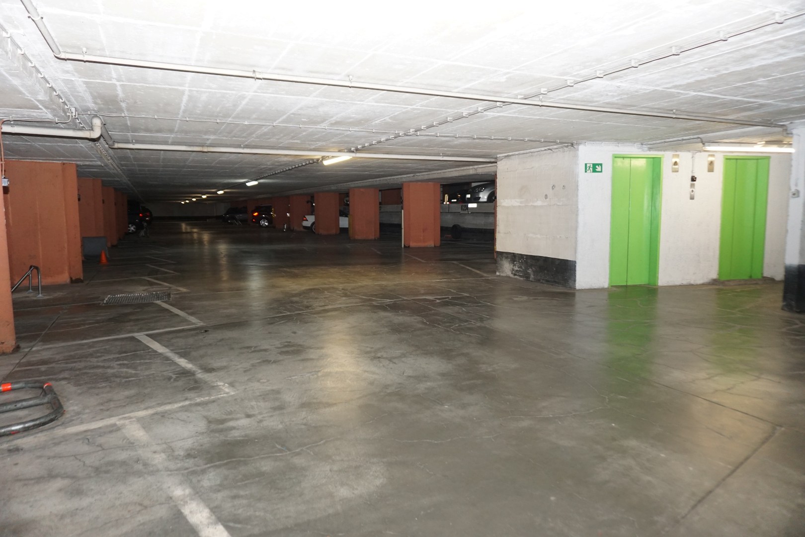 Autostaanplaats in parking Leopold 