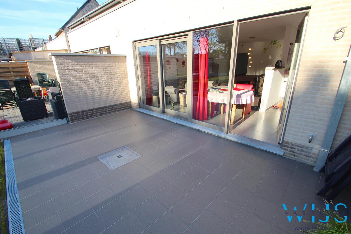 Energiezuinige ruime nieuwbouwwoning CENTRUM ERTVELDE ! 