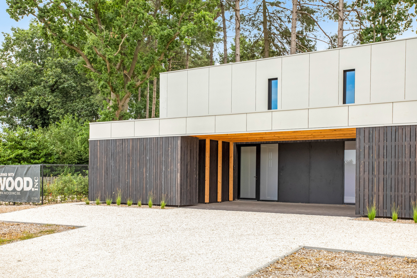 Verkaveling "De Bleeken" omvat 5 moderne BEN-woningen waarvan 4 half-open bebouwingen en 1 open bebouwing. 